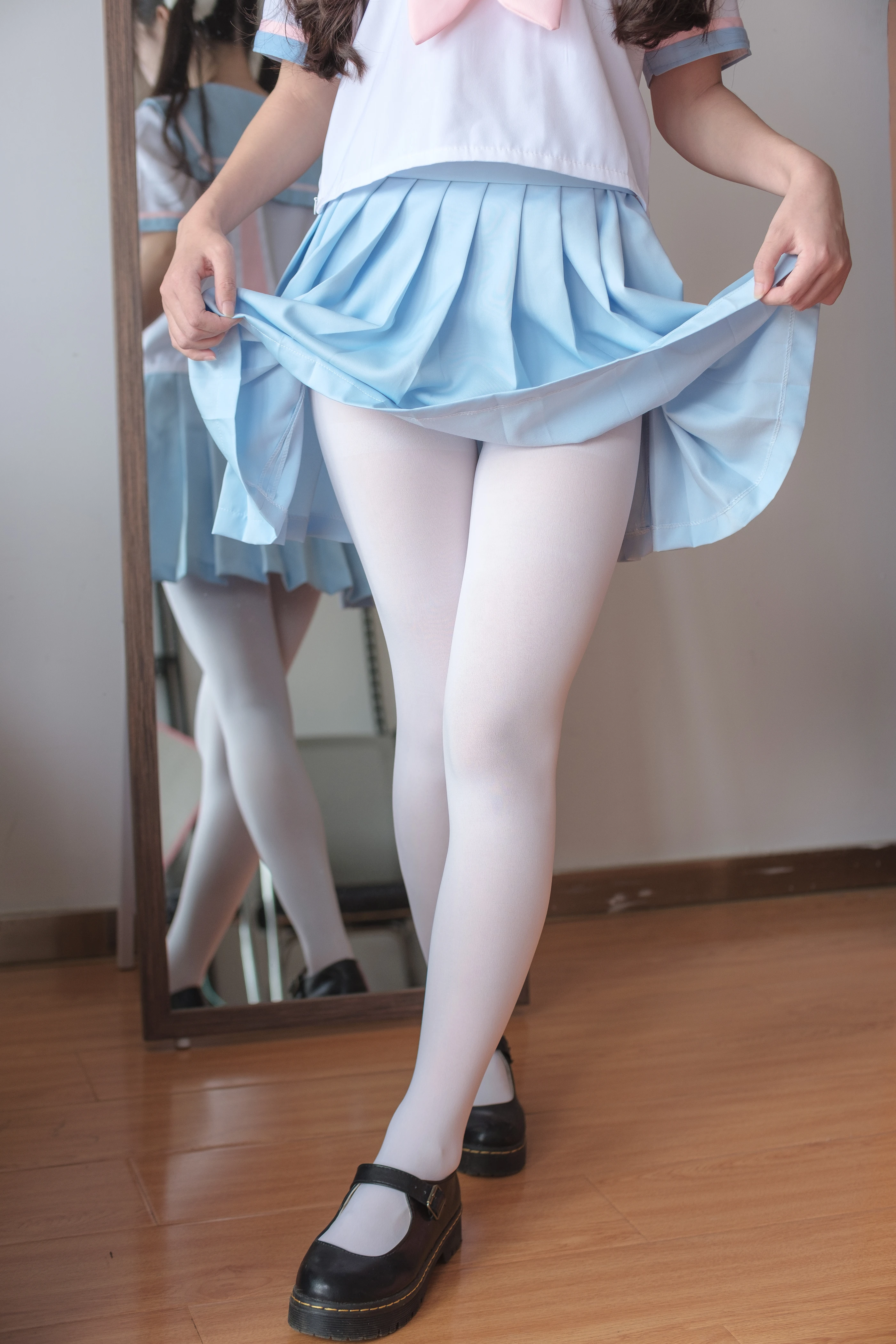 森萝财团 [X-037] JK水手服 [75P 1V]插图2